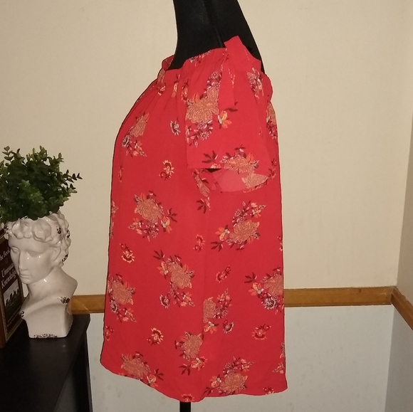 AUW Off Shoulder Blouse - Picture 2 of 3